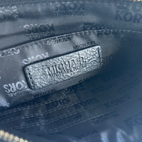 Michael Kors Black Grey Signature Logo Crossgrain Leather Wristlet - Picture 8 of 8